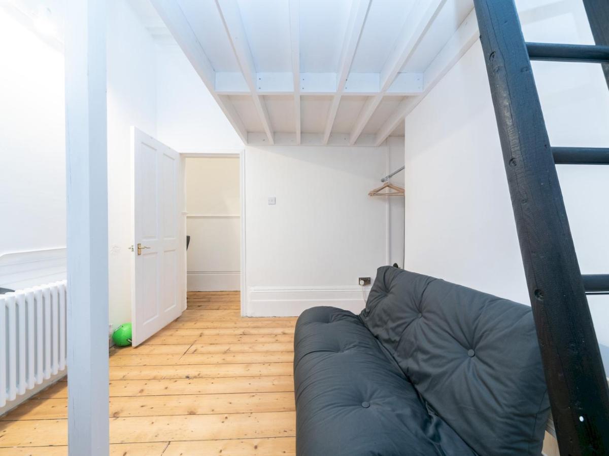 Pass The Keys Rustic And Quirky Flat In Charming Charlton Village Apartment London